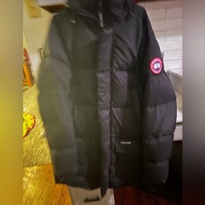 Canada Goose - Men’s - Wore once